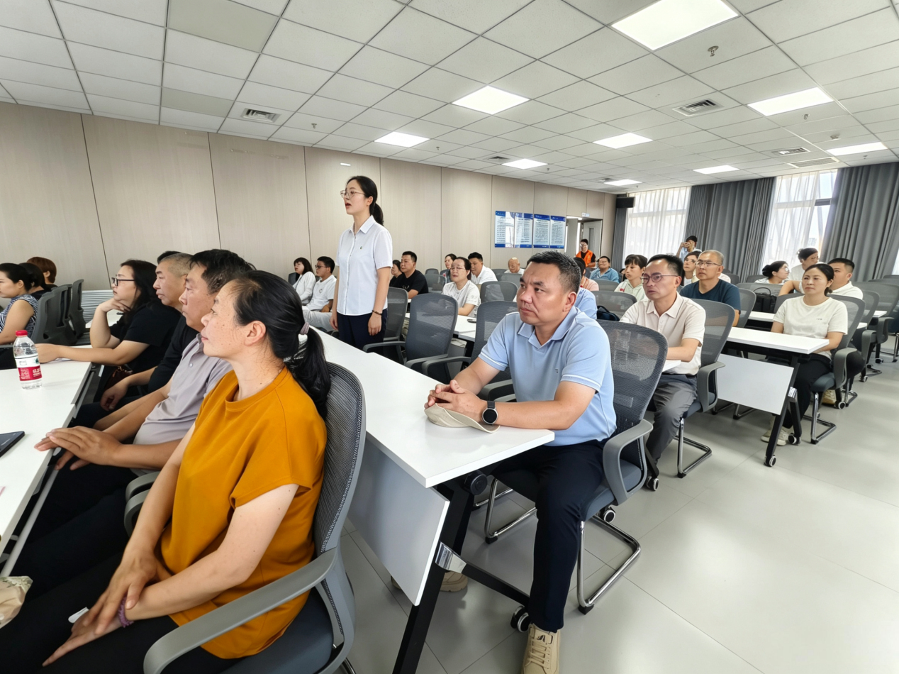 说明: 641f4c1124b5d9b81593cae4d9ffb53d_origin