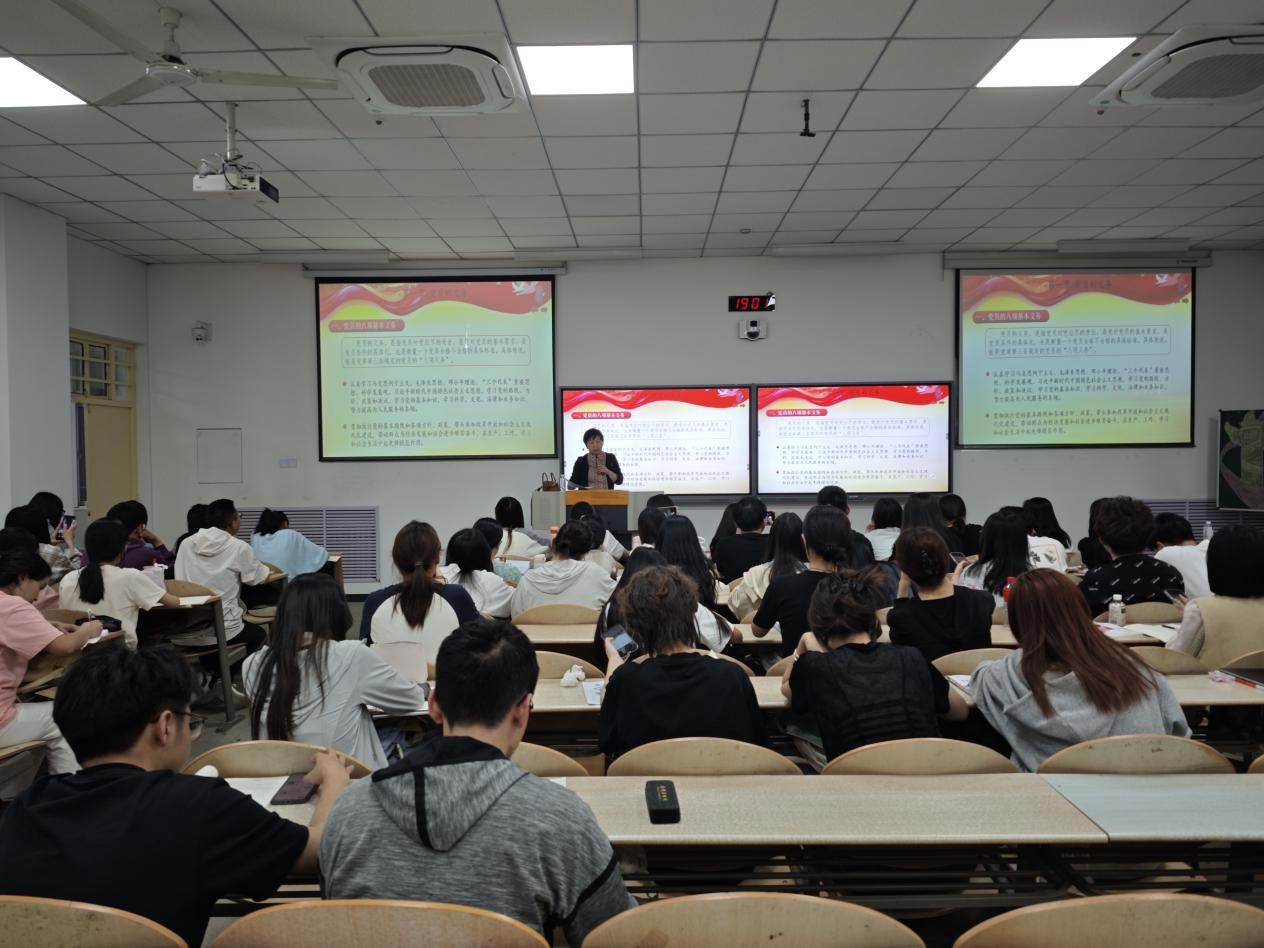 说明: 9311a451b6b253864f49ffc93cfc466