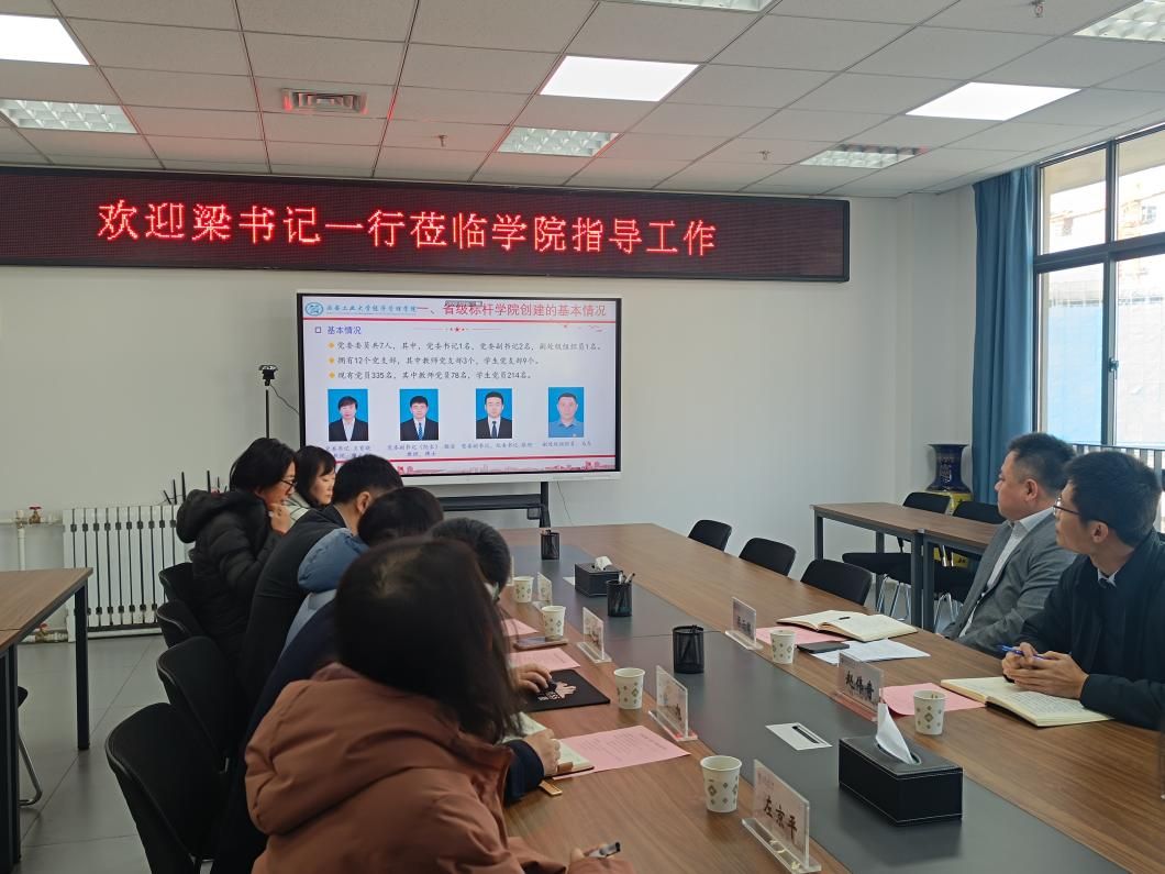 说明: IMG_6429 说明: IMG_6429