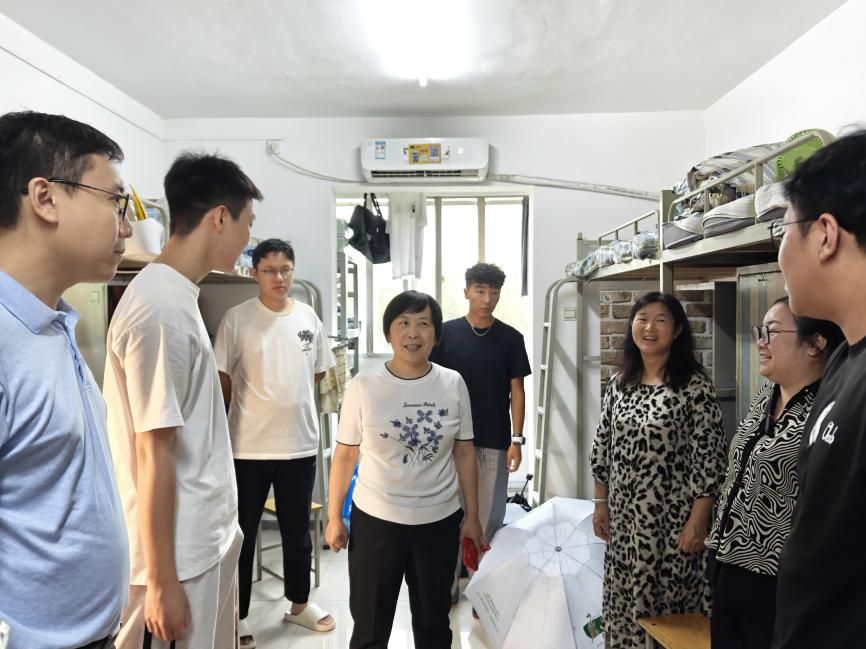 说明: 77461d298249a68cff0411f3d41b67a8